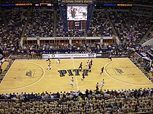 Pitt basketball in the Petersen Events Center 2009PittUConn2ndmin.jpg