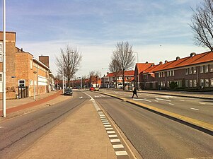 Huizen aan de Kamperfoelieweg richting Mosveld.