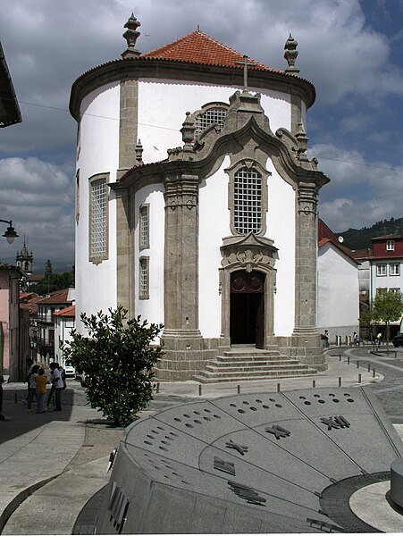 Ficheiro:Arcos de Valdevez Igreja da Lapa View.jpg