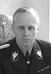 Ribbentrop hadde en egen evne til å ta tak i halvtenkte ideer fra Adolf Hitler og utbrodere disse til store visjoner.