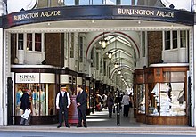 Burlington Arcade, severní vchod.jpg
