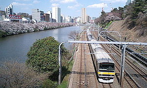Chūō-Sōbu Line on Sotobori.JPG