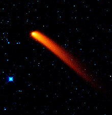 Comet C/2007 Q3 (Siding Spring) in infrared by WISE Comet Siding Spring.jpg