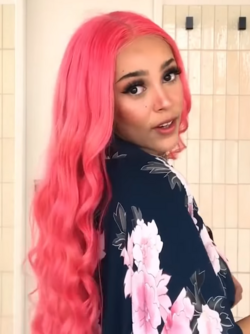 Doja Cat pada tahun 2019