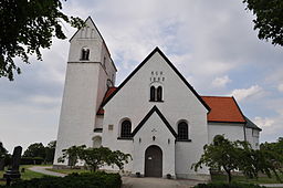 Färlövs kyrka i augusti 2010