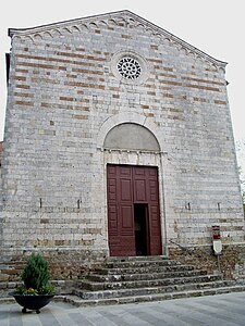 Facciata Pieve di San Giovanni Battista Campagnatico.jpg