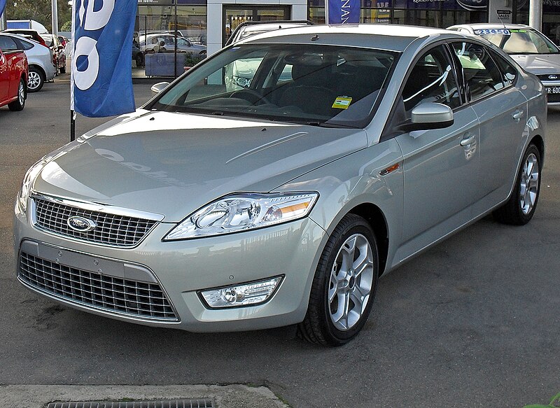 Ford                800px-Ford_Mondeo_Mk4