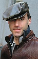 A(z) Joseph Fiennes lap bélyegképe