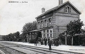 La gare au tout début du XXe siècle