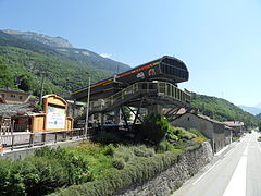 Gare de départ de la télécabine 3 Vallées Express.