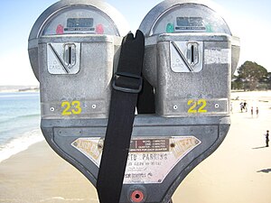 English: A parking meter