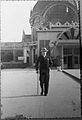 Julien Mandel fotografiado por un amigo en los años 1930.