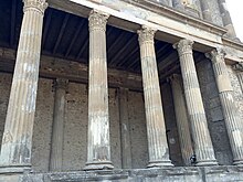 Basilica of Pompeii, tribunal Pompei (28968934492).jpg