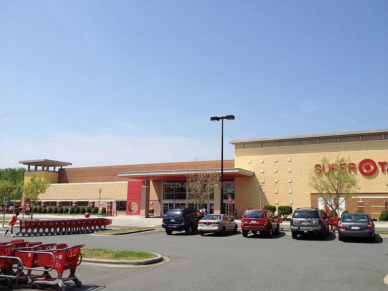 Description Super Target Northlake Mall Charlotte, NC (7044014585).jpg