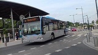 Mercedes Citaro n°92803 sur la ligne B devant la gare de Emerainville - Pontault-Combault