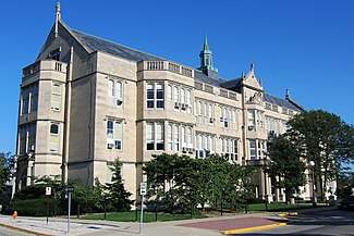 Uni High Urbana illinois.jpg