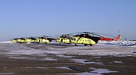 Стоянка вертольотів Мі-8 на пероні