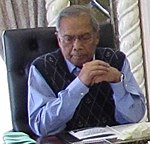 Adenan Satem during a meeting with National Professor Council.jpg