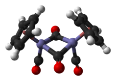 Isomère cis sans liaison Fe–Fe