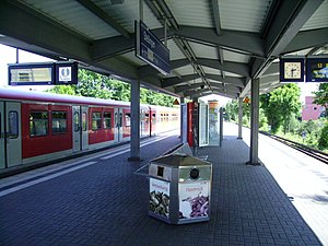 HH-Stellingen railway station 2.jpg