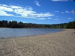 Lämsänjärven hiekkarantaa