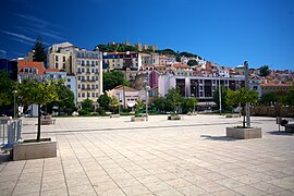 Praça Martim Moniz, che costituisce il limite nord-occidentale della Mouraria.