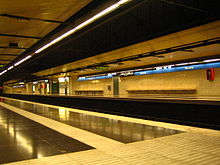Gavarra
station (L5) Metro Barcelona station Gavarra L5.JPG