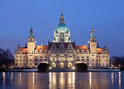 Neues Rathaus Hannover abends