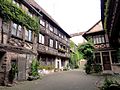 Maison façades sur rue et sur cour, toitures, puits