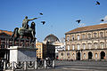 Piața Plebiscitului, monument ridicat regelui Carol al III-lea al Spaniei. Napoli, Campania, Italia