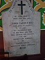 Plaque en hommage à Louis Tapon dans la Basilique-cathédrale de l'Immaculée-Conception de Castries.