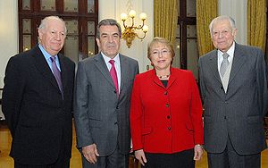Los ex Presidentes de Chile Ricardo Lagos, Edu...