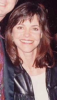 Sally Field 1990.jpg