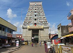 Thirunallar et son temple dédié à Saniswara, penchant indien de Saturne, est un haut-lieu pour l'astrologie.