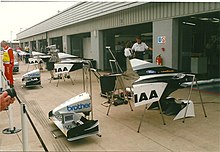 Photo des flancs et de l'aileron avant de la Tyrrell 026 à Silverstone