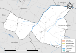 Carte en couleur présentant le réseau hydrographique de la commune