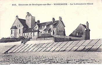 Laboratoire vu de la plage