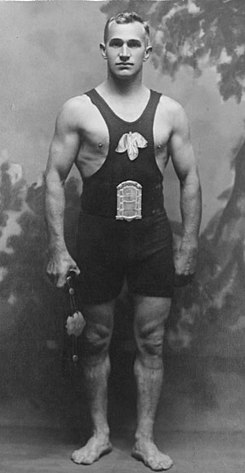 Eino Leino (wrestler) cr.jpg