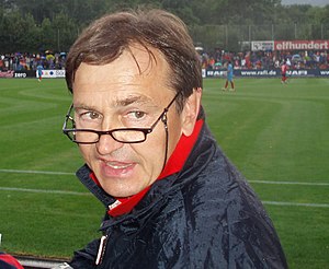 Deutsch: Ewald Lienen (SC Freiburg - Panionios...