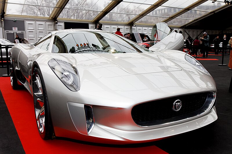 File:Festival automobile international 2011 - Jaguar C-X75 - 01.jpg