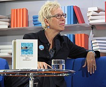 Frankfurter Buchmesse 2011 Doris Dörrie und Dorothea Westphal.jpg