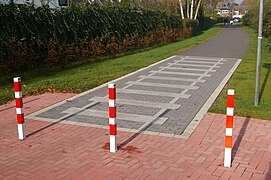 Als Bahngleis gestaltete Bahntrasse erinnert an die ehemalige Zechenbahn zwischen Fürst Leopold und dem Wesel-Datteln-Kanal