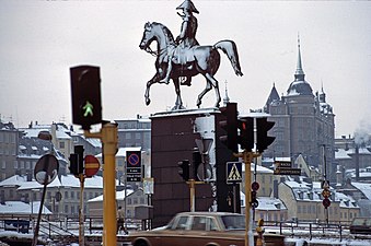 Karl XIV Johans staty i början av 1970-talet.