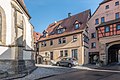 Wohnhaus mit Stadtmauer