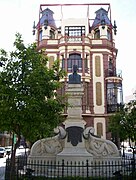 Casa del Millón, actual sede del Colegio de Arquitectos (1916).