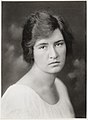 Mia Peltenburg tussen 1918 en 1933 (Foto: Atelier Jacob Merkelbach) overleden op 28 juni 1975