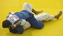 Tate shiho gatame.jpg