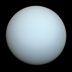 Picha yenye rangi halisi ya Uranusi kama ilivyoonwa na Voyager 2 mnamo 22 Januari 1986.