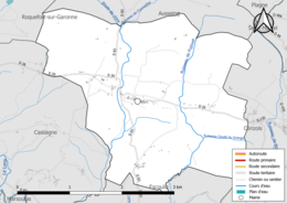 Carte en couleur présentant le réseau hydrographique de la commune