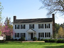 Bassett Hall in the Spring.